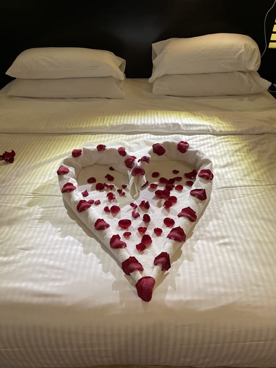 Zimmer Rixos The Palm Hotel & Suites