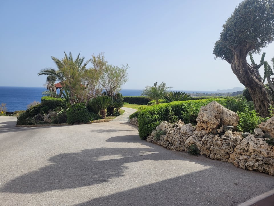 Gartenanlage Hotel Kalithea Horizon Royal