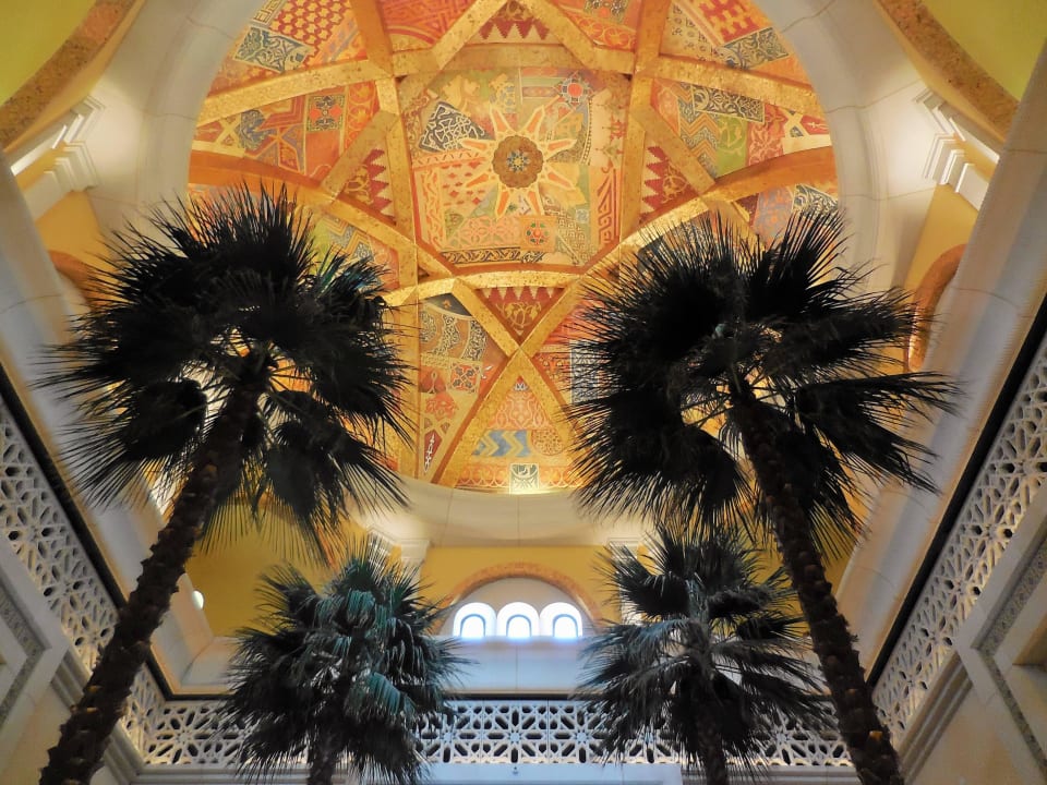 Decke der Lobby One&Only Royal Mirage Resort Dubai at Jumeirah Beach