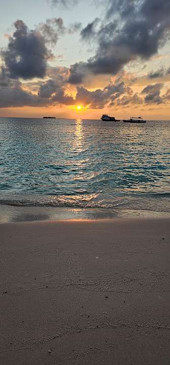 Strand NH Collection Maldives Havodda Resort