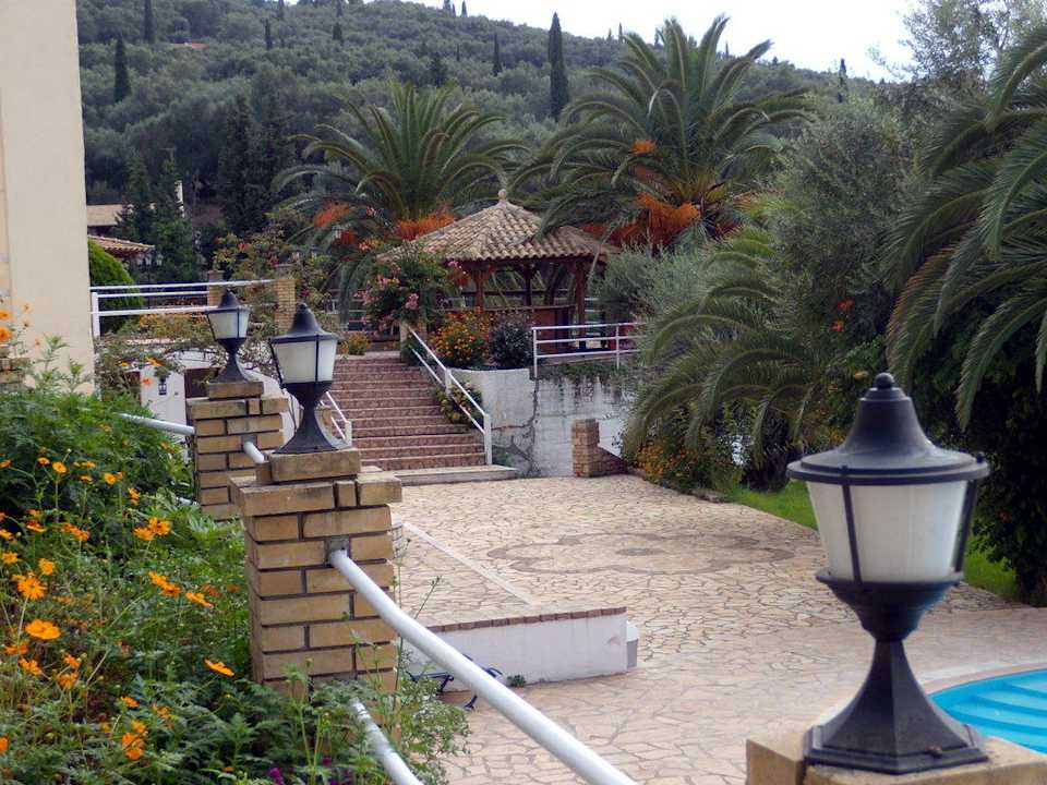 Arias Hotel. (Liapades-Korfu) Hotel Arias