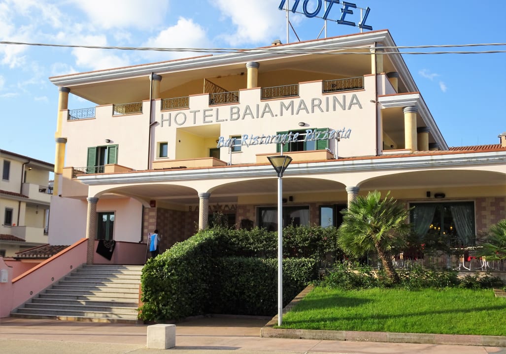 Außenansicht Hotel Baia Marina
