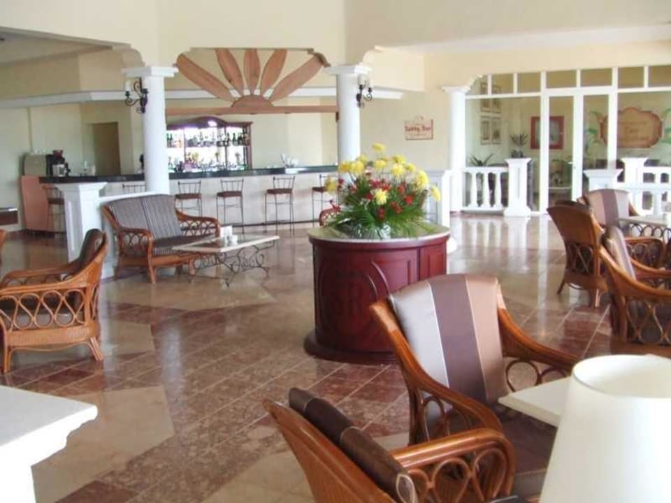 Royal Service - Servicio Real Royal Service at Paradisus Río de Oro Resort & Spa