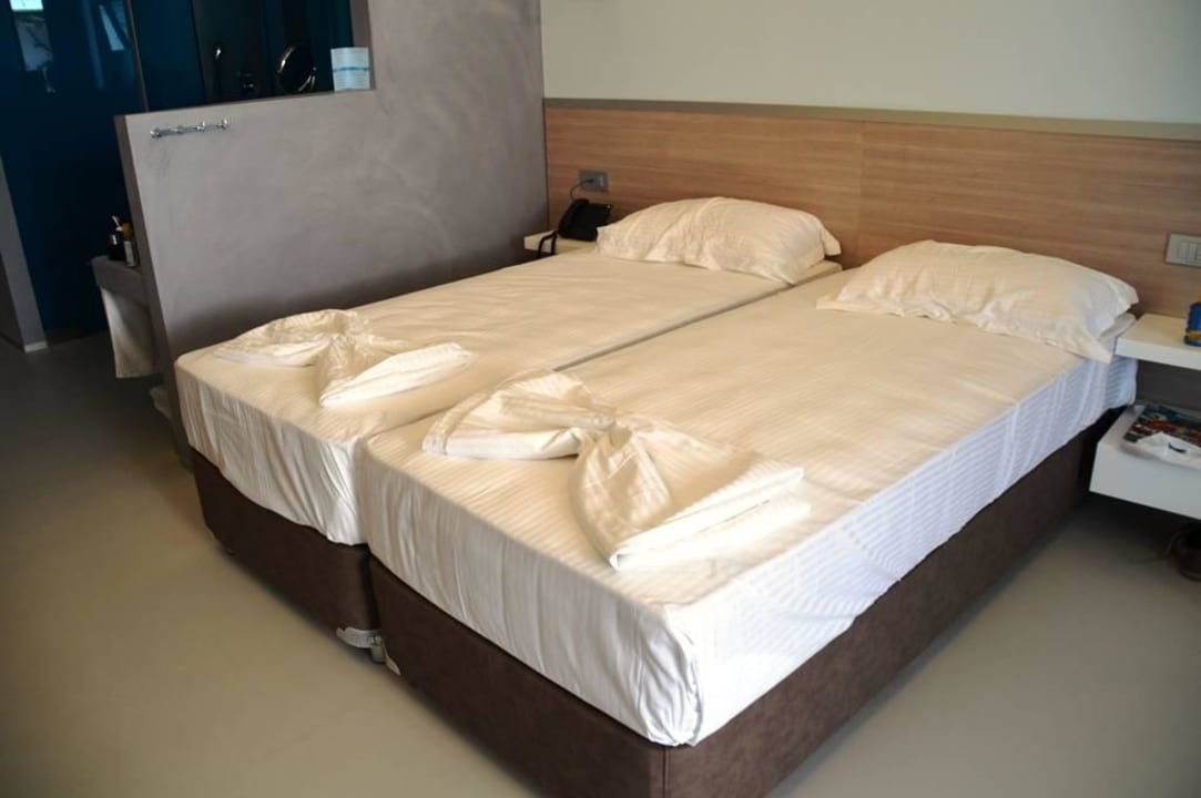 Boxspringbett Corissia Beach Hotel