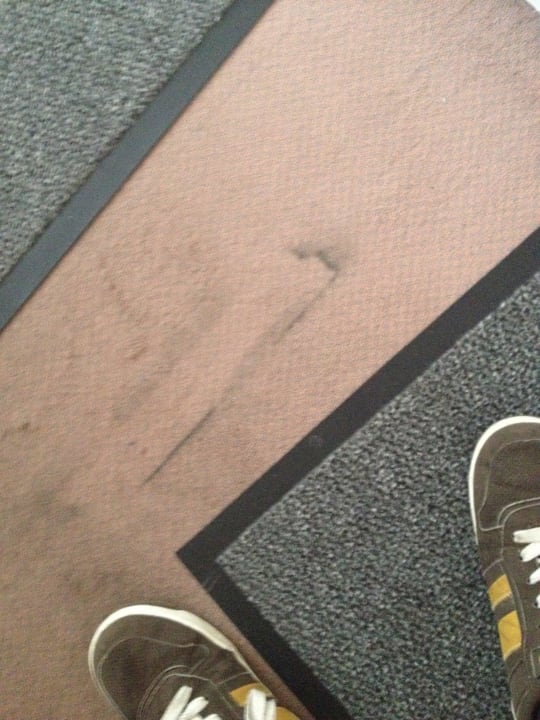 Schmutziges Treppenhaus Hotel Dreikönig