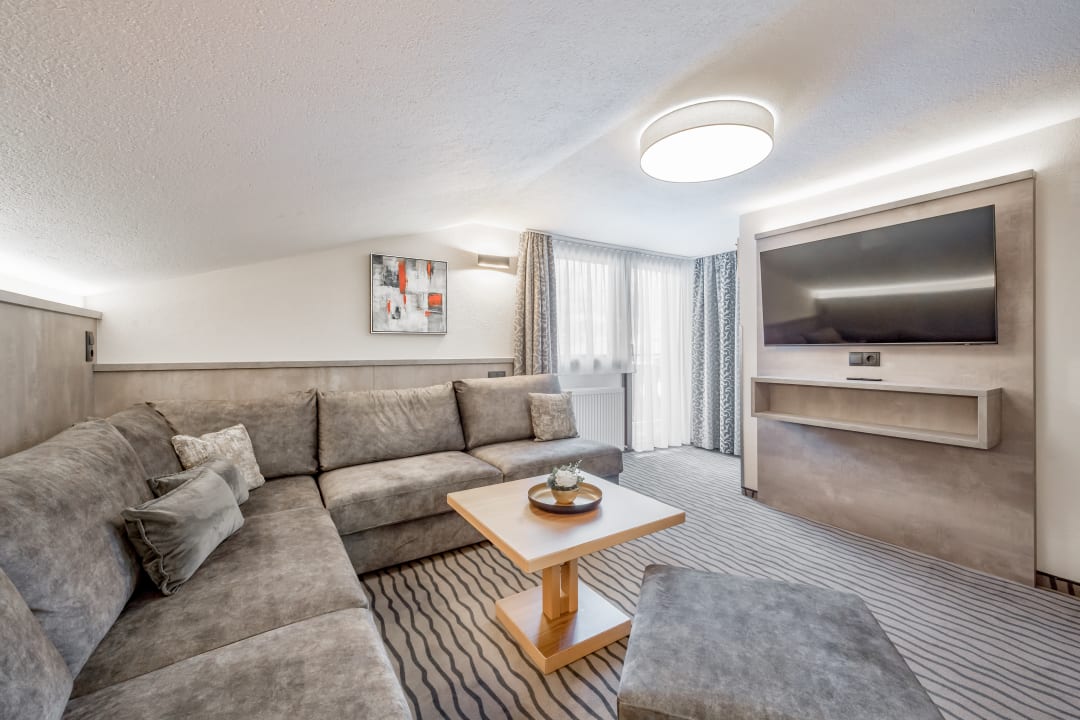 Zimmer Aliona Apart