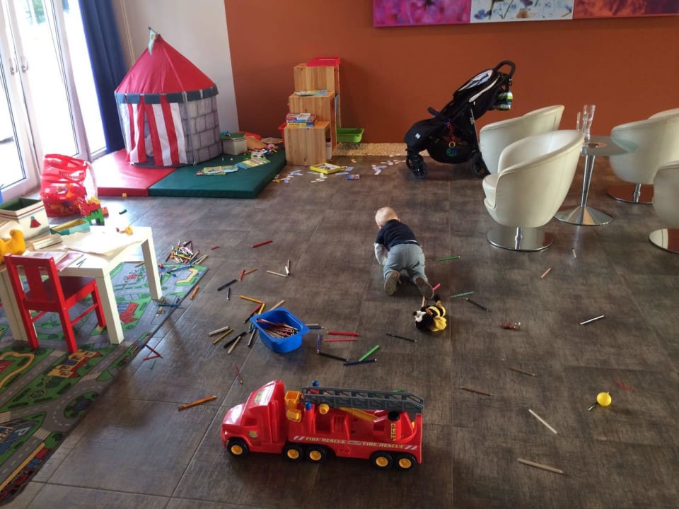 Spielecke Precise Resort Hafendorf Rheinsberg