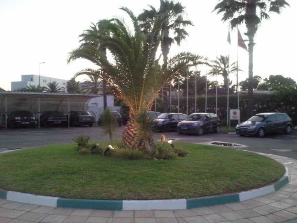 Carport Hotel Nesrine