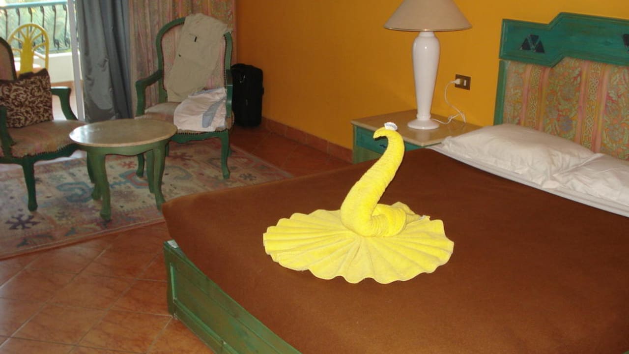 Zimmer mit Figur Arabia Azur Resort