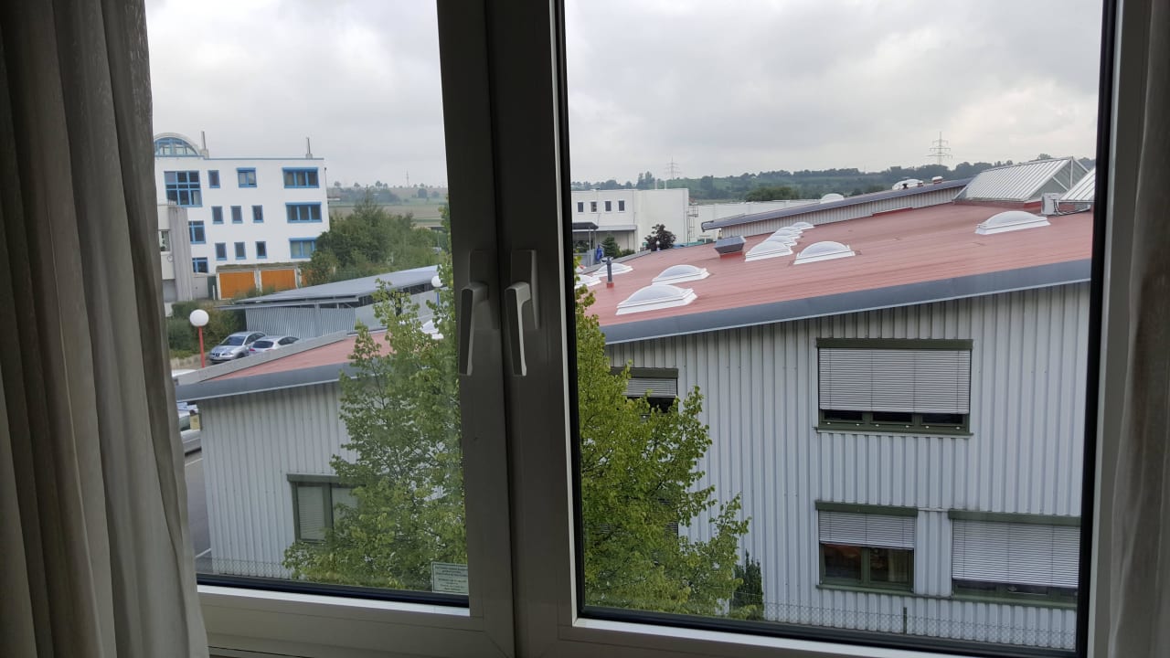 Ausblick H+ Hotel Stuttgart Herrenberg