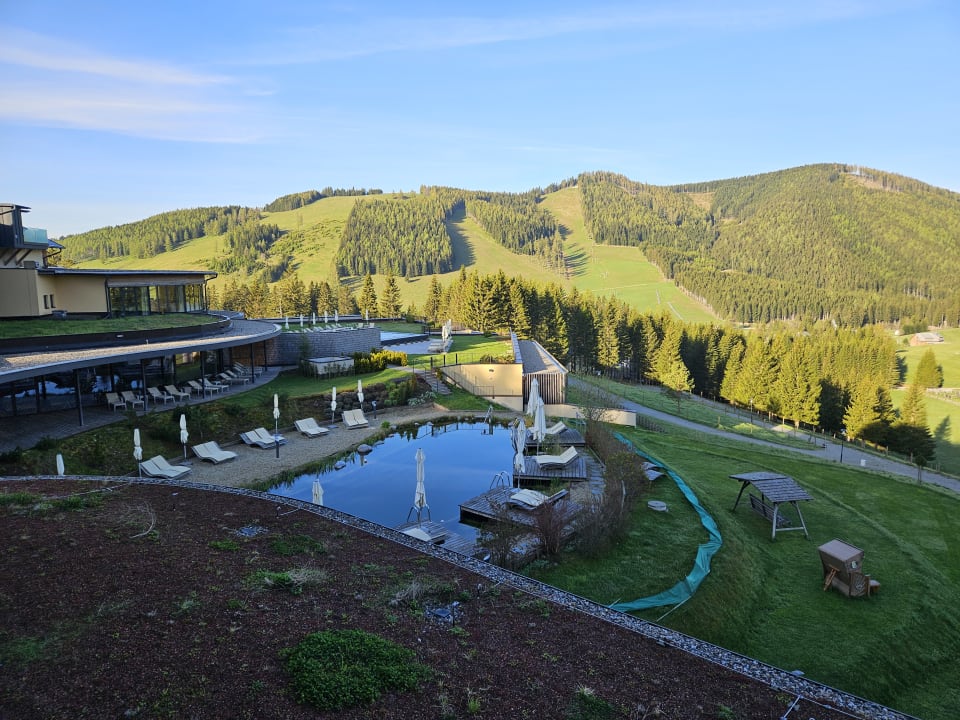 Ausblick Almwellness Hotel Pierer