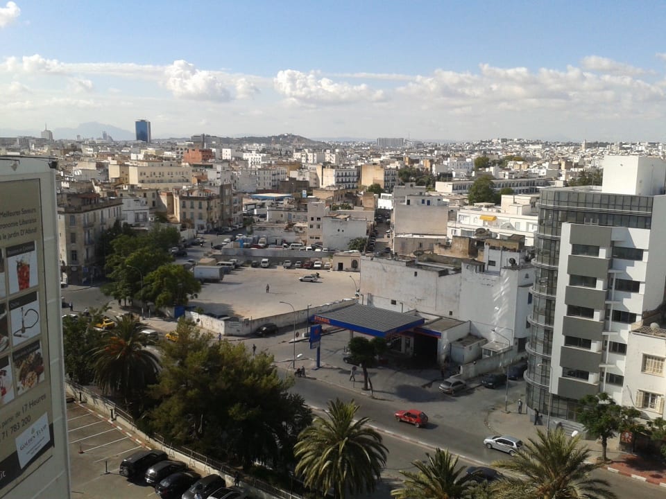 Vista dal nono piano. Hotel Golden Tulip El Mechtel