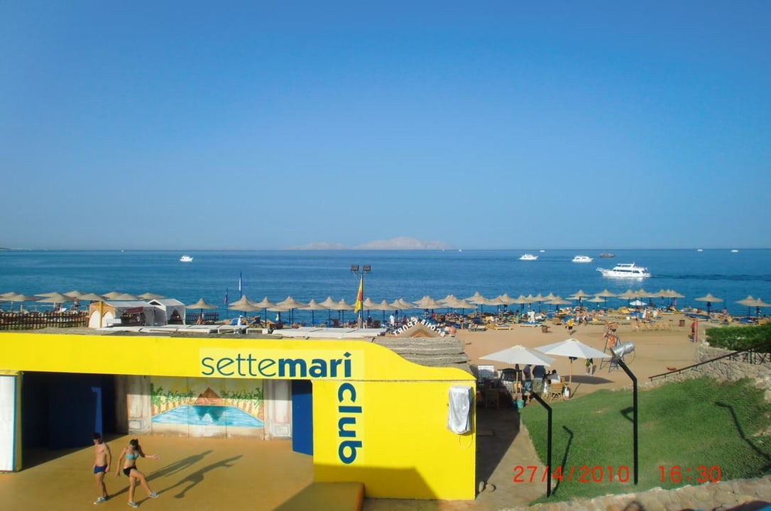 Blick von der Poolbar Amphoras Blu