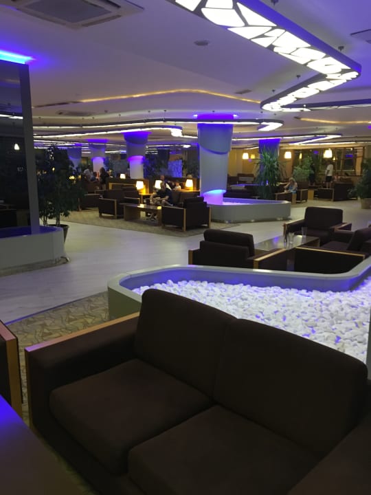 Lobby VONRESORT Golden Coast