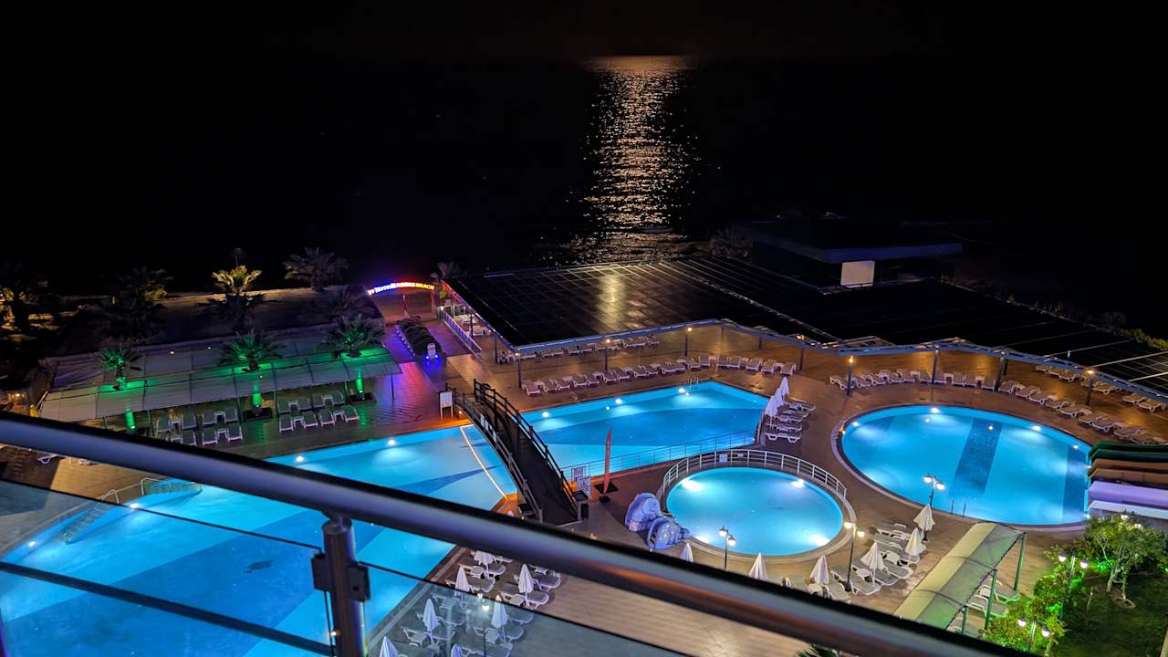 Pool Notion Kesre Beach & Spa