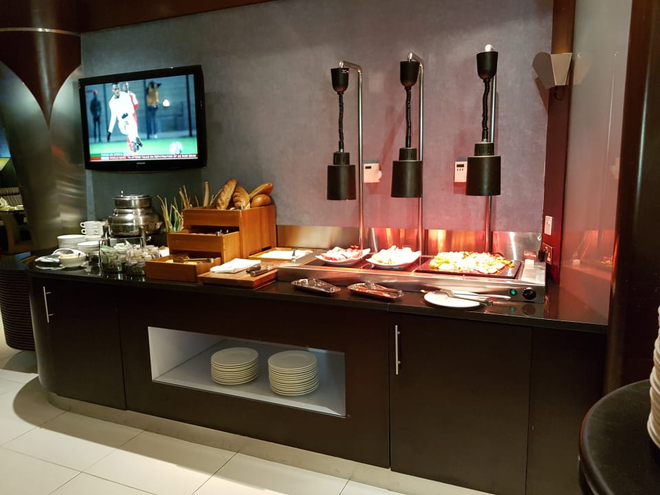 Gastro Rose Rayhaan by Rotana