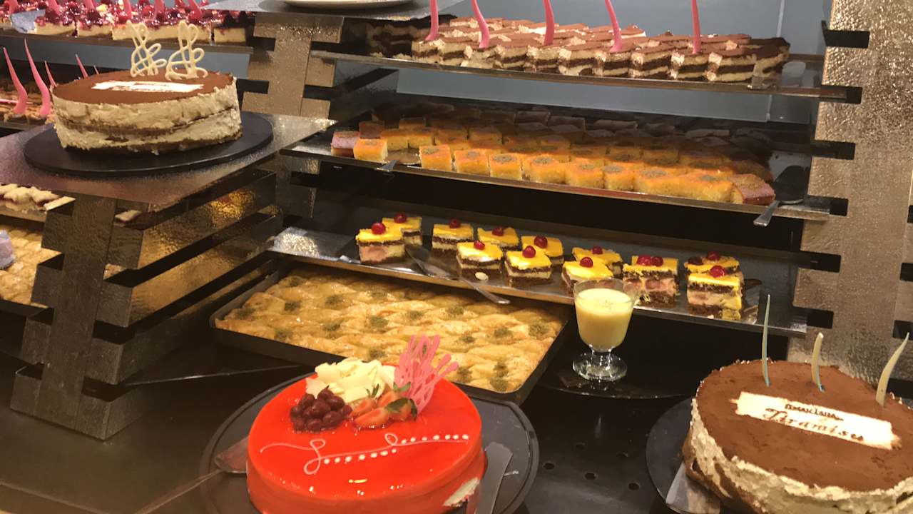 Restaurant  Limak Lara Deluxe Hotel & Resort