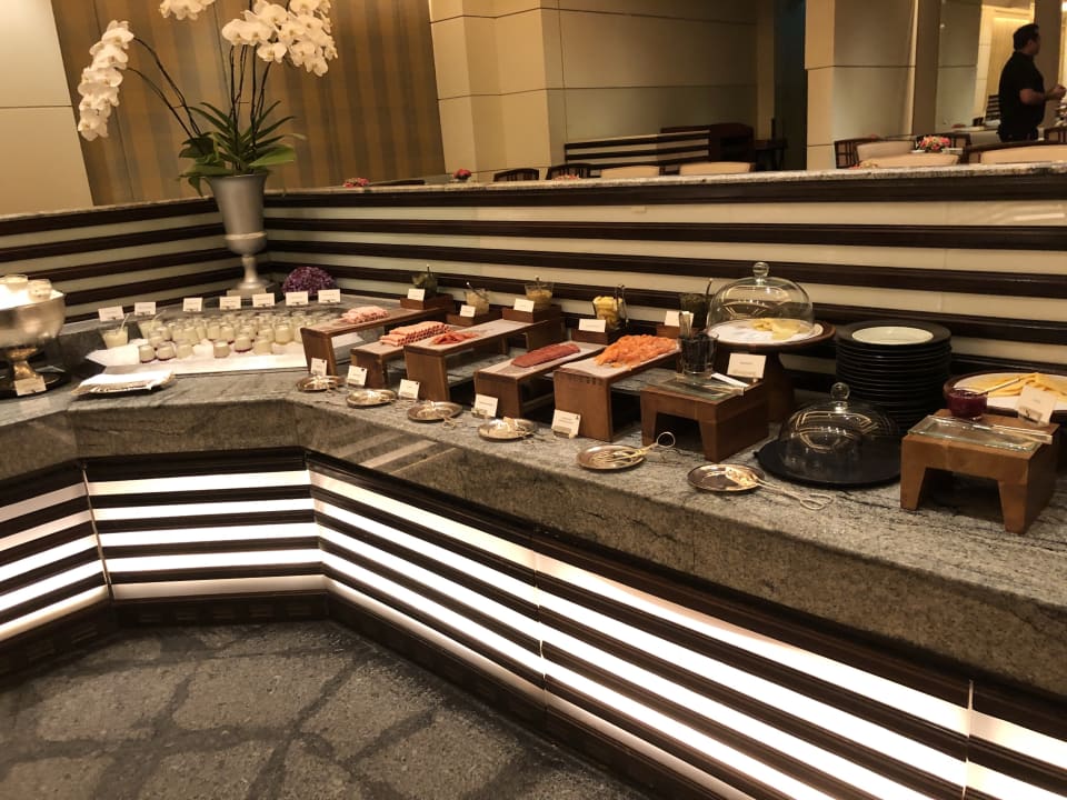 Frühstück Hotel The Peninsula Bangkok