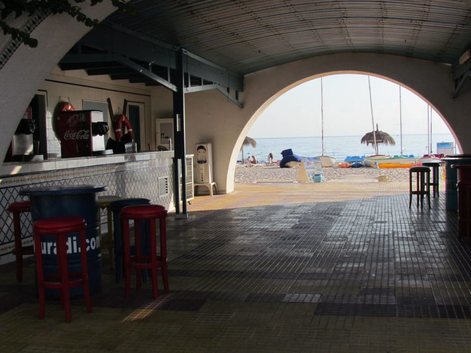 Durchgang zum Strand El Mouradi Club Kantaoui
