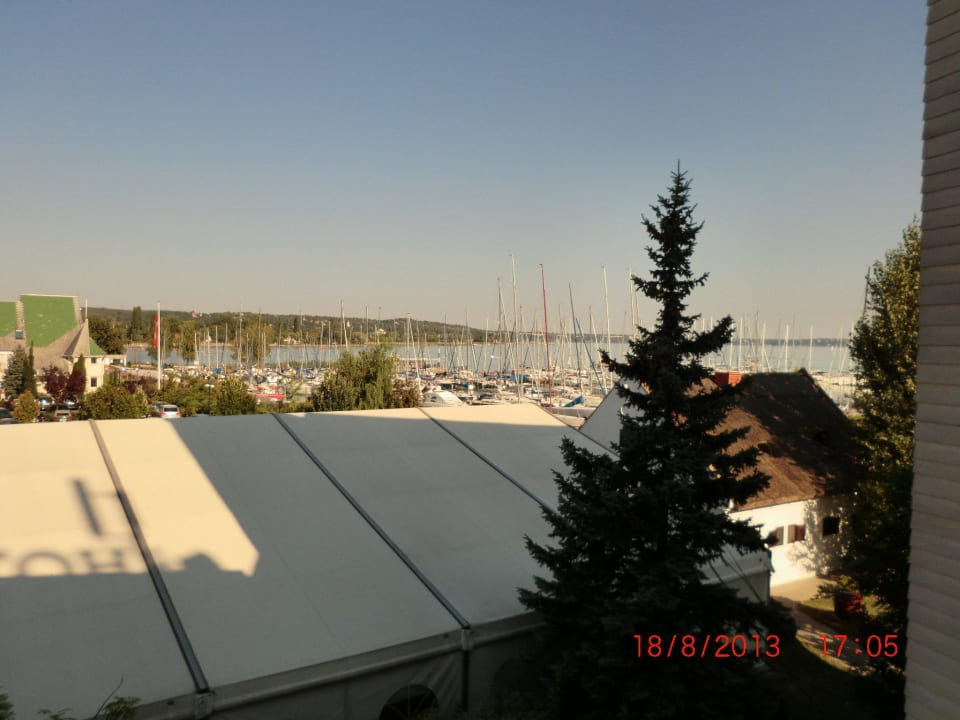 Aussicht aus unserem Zimmer Hotel Marina Port