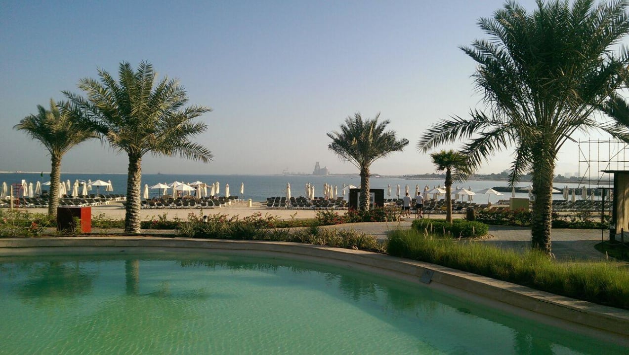 Blick zum Strand Rixos Bab Al Bahr