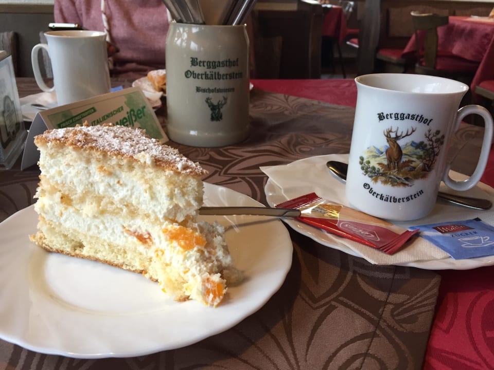 Kaffee und Kuchen Berggasthof Oberkälberstein