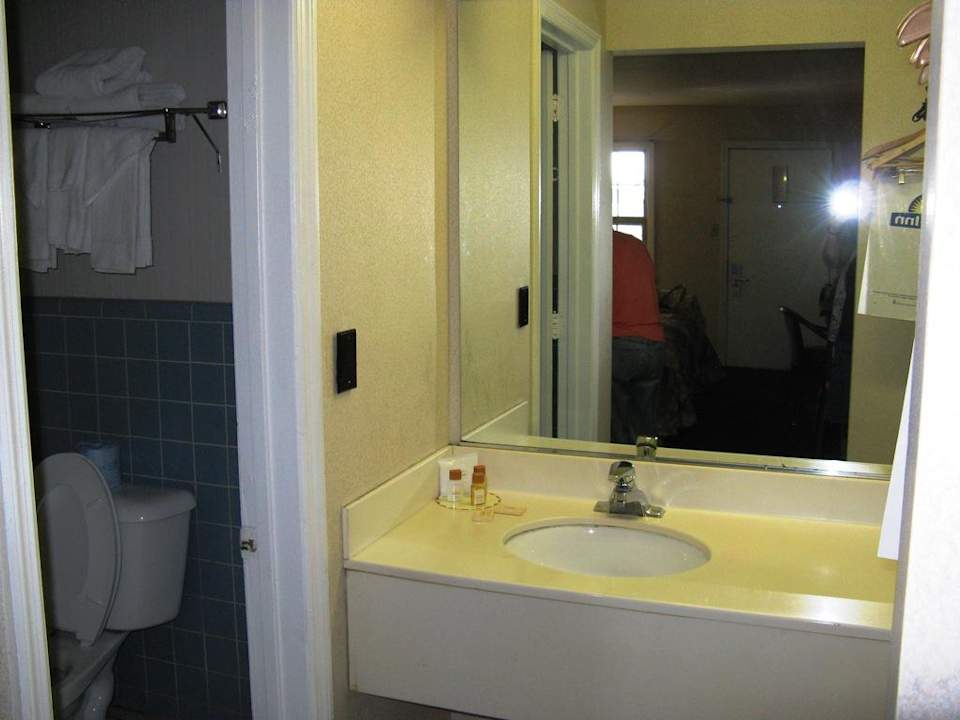 Badbereich Hotel Days Inn Wilmington Newark