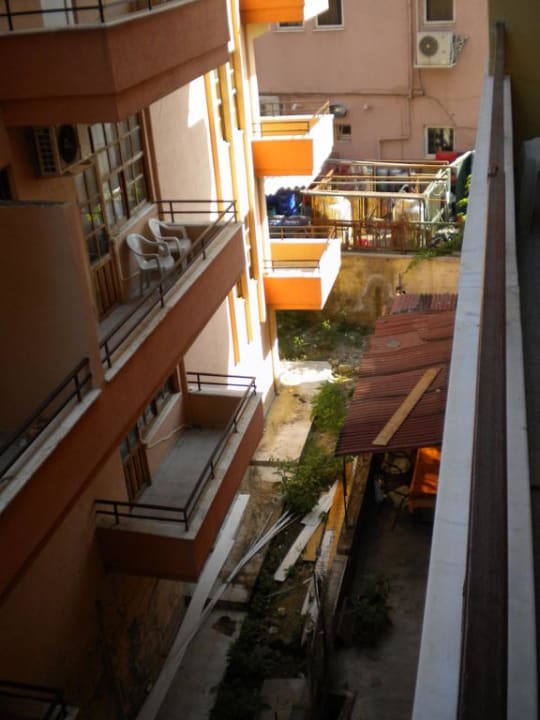 Blick vom Balkon Hotel Kleopatra Alis