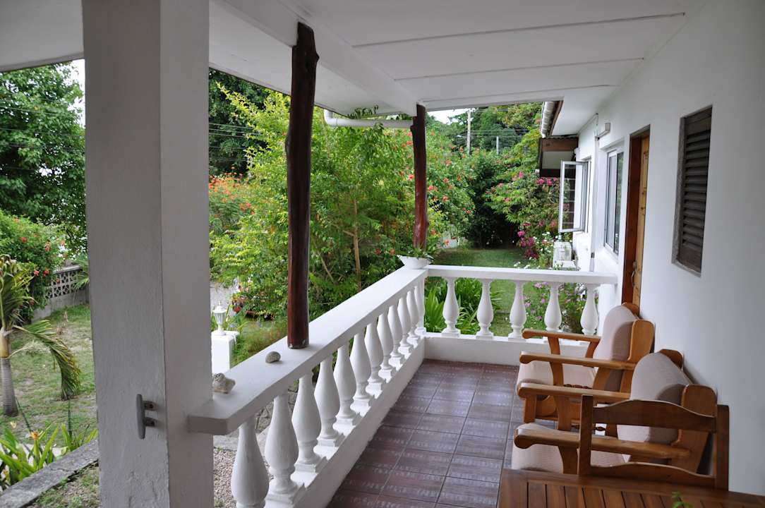 Blick von Gemeinschaftsterrasse Guesthouse The Beach House