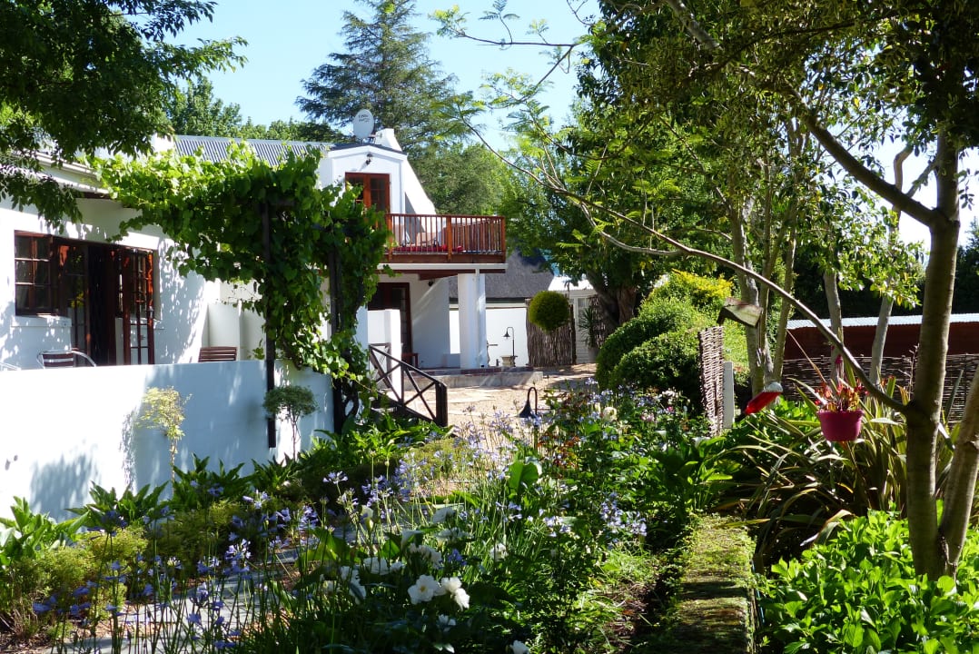 Gartenanlage Guesthouse Aan de Oever B&B