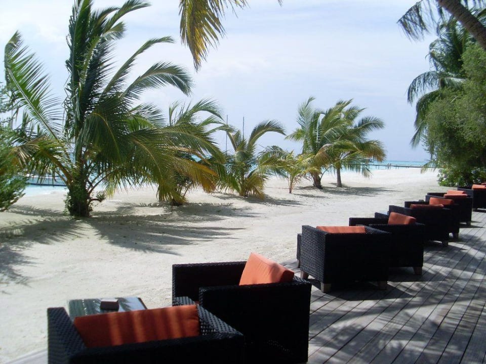 Terrasse Kakuni Bar Meeru Maldives Resort Island