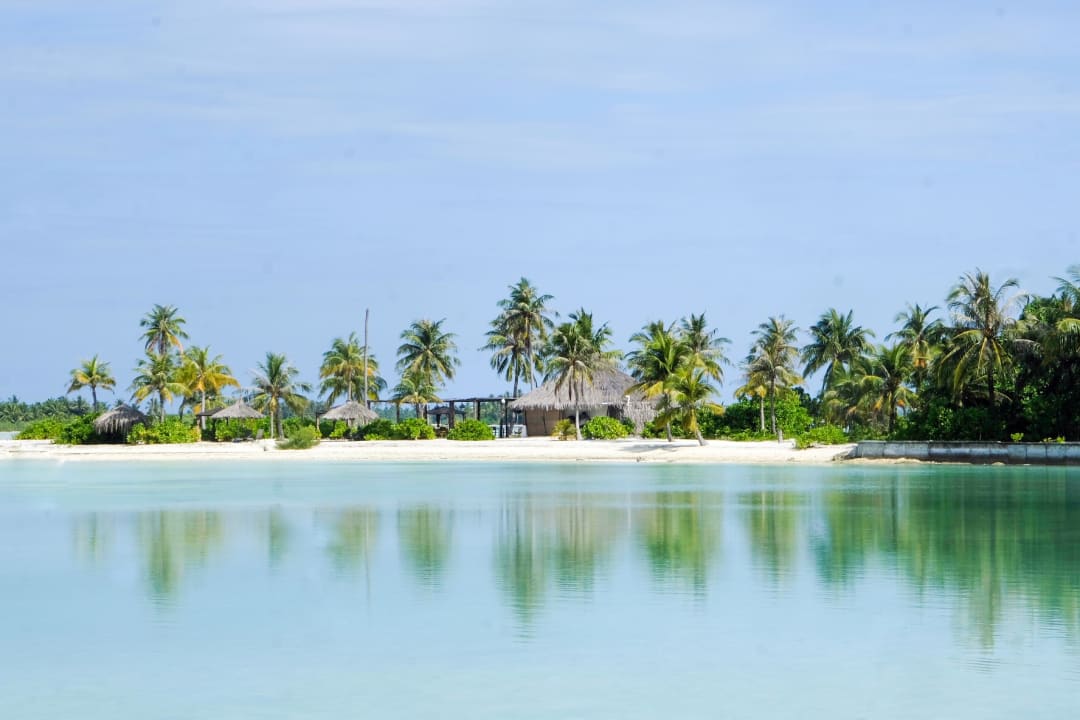 Strand Rahaa Resort Maldives