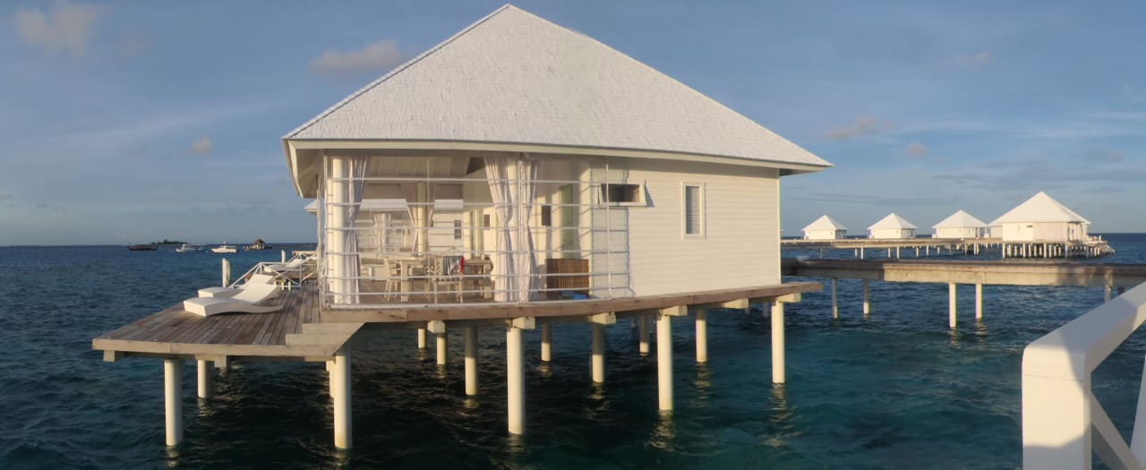 Blick auf dieOver Water Bungis Diamonds Thudufushi