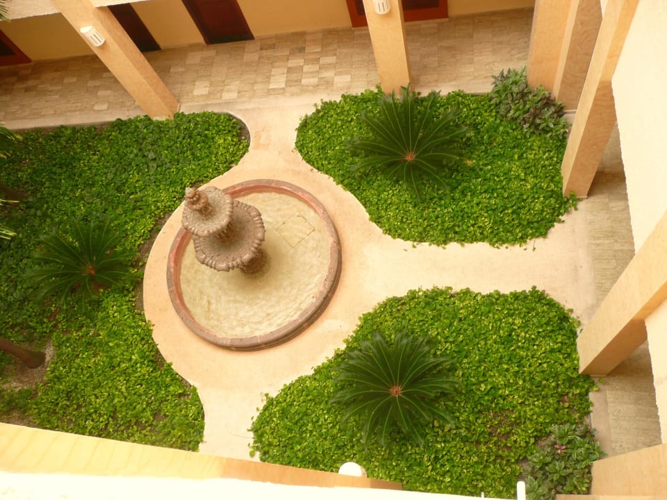 Innenhof der Wohnhäuser TRS Yucatan Hotel - Adults only
