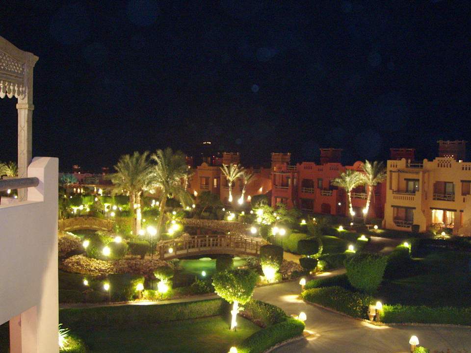 Sea Life by night Charmillion Sea Life Resort