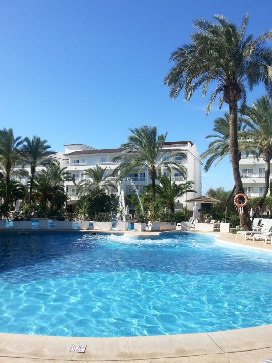 Pool Prinsotel La Dorada