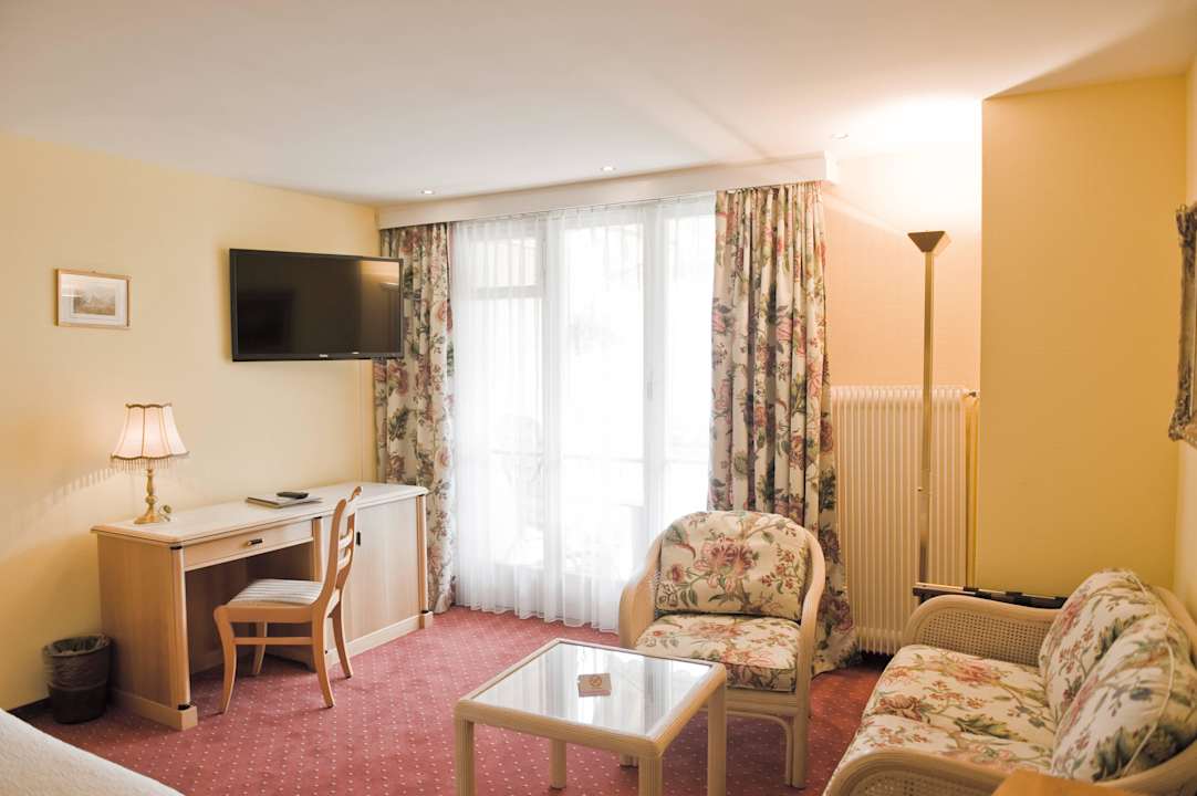 Zimmer mit Jungfraublick und Balkon Hotel Wengener Hof