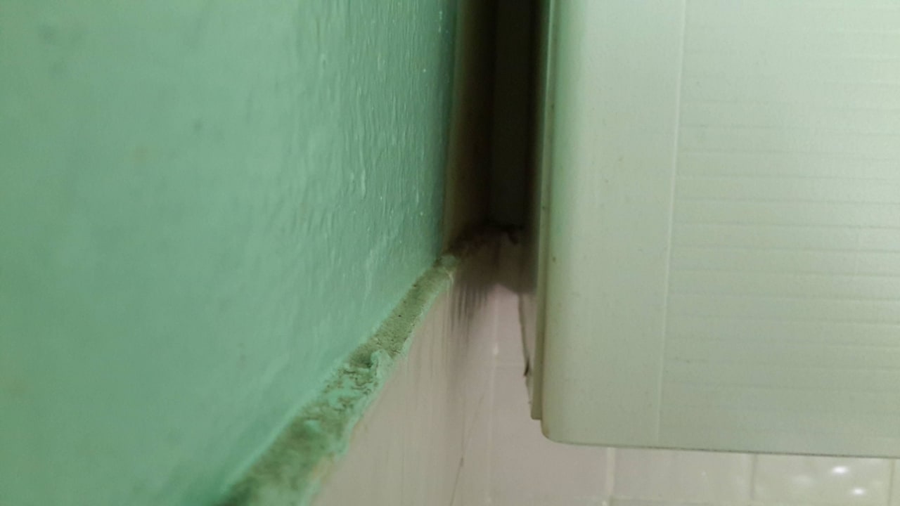 Hängeschrank an der Wand Servatur Alameda de Jandía