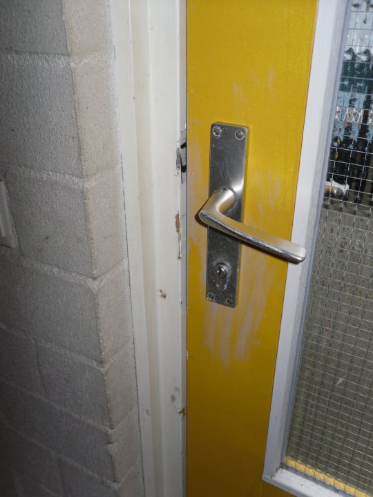 Abgewohnt, klebrig Camping & Bungalows RCN Zeewolde