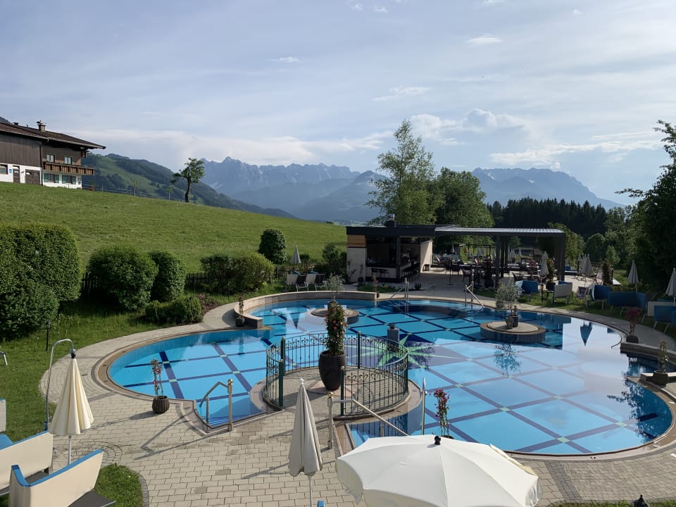 Pool Wohlfühlresort Peternhof