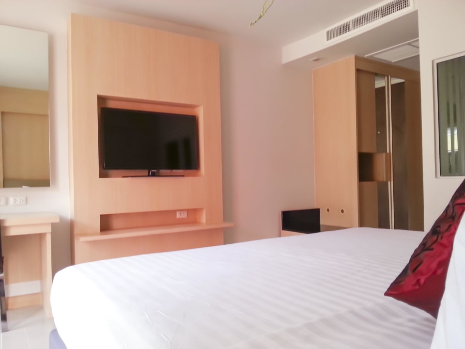 Superior King Hotel Andatel Grandé Patong Phuket