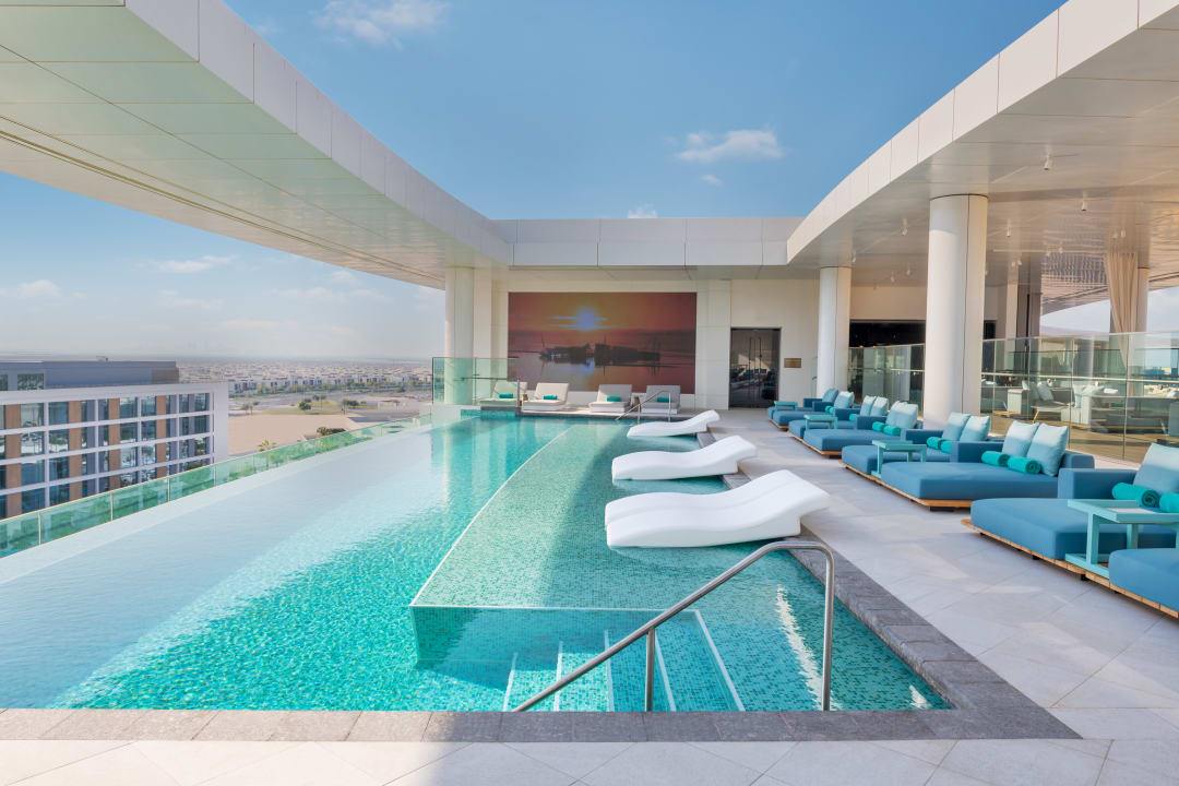 Pool The WB Abu Dhabi, Curio Collection By Hilton