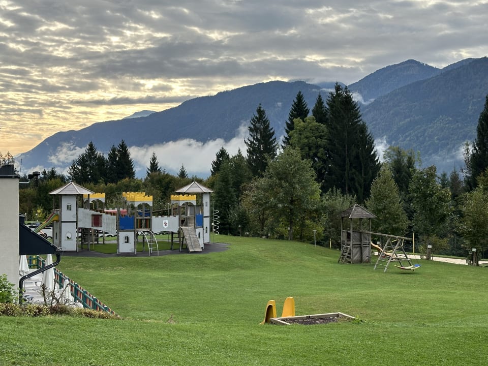 Gartenanlage Familienhotel Ramsi
