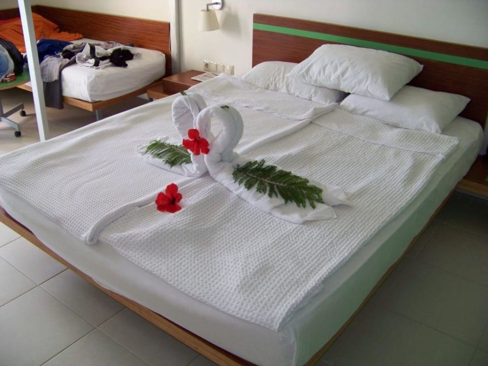 Bett mit Beistellbett Monachus Family Resort Sorgun