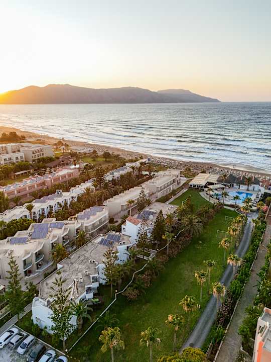 Außenansicht Hotel Asimenia Beach