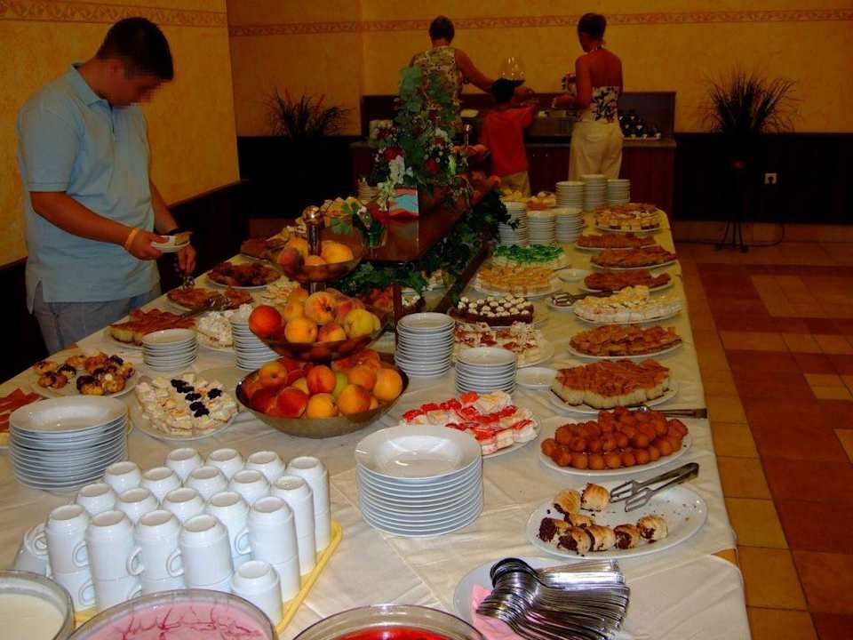 Nachtisch Hotel Hrizantema