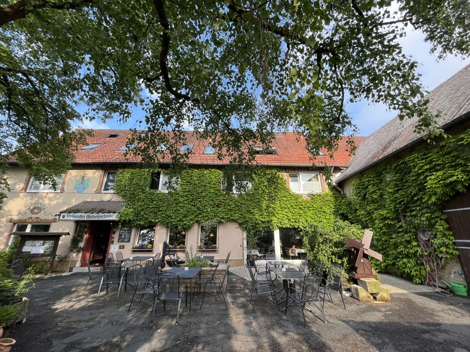 Außenansicht Landhotel Lechstedter Obstweinschänke
