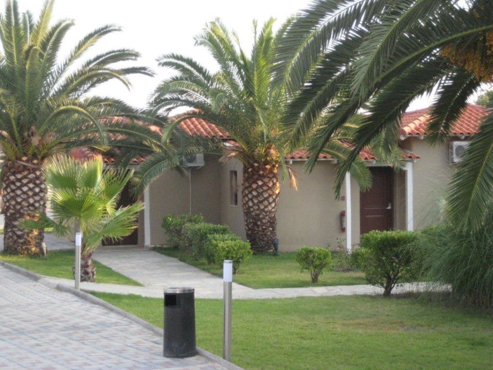 Hotelanlage Hotel Lagomandra Beach