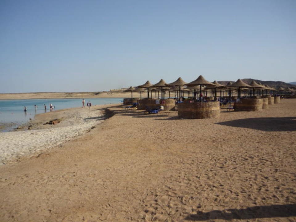 Blick auf Strand und Lagune TUI MAGIC LIFE Kalawy