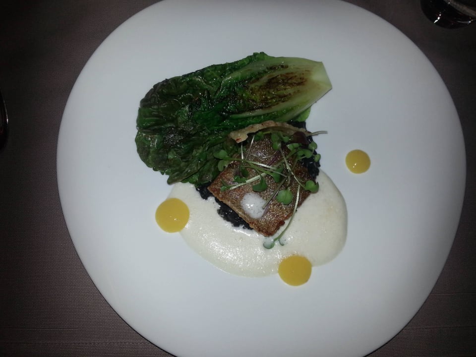 Sehr feines, kredenztes Essen  Familien- & Gartenhotel Theresia